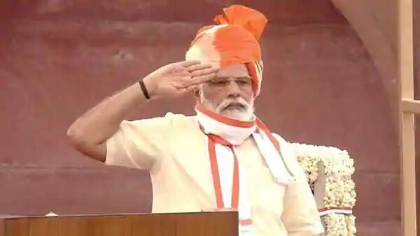 भारत की ओर आंख उठाने वालों को करारा जवाब दिया जायेगाः मोदी भारत की ओर आंख उठाने वालों को करारा जवाब दिया जायेगाः मोदी