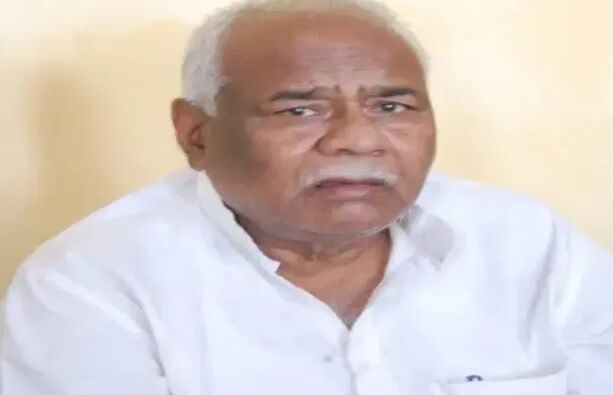 दिल का दौरा पडने से भाजपा विधायक जन्मेजय सिंह का निधन दिल का दौरा पडने से भाजपा विधायक जन्मेजय सिंह का निधन