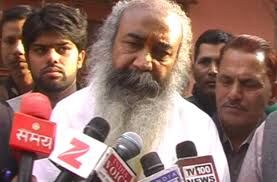 शाामली जा रहे प्रमोद कृष्णम को पुलिस ने रोका शाामली जा रहे प्रमोद कृष्णम को पुलिस ने रोका