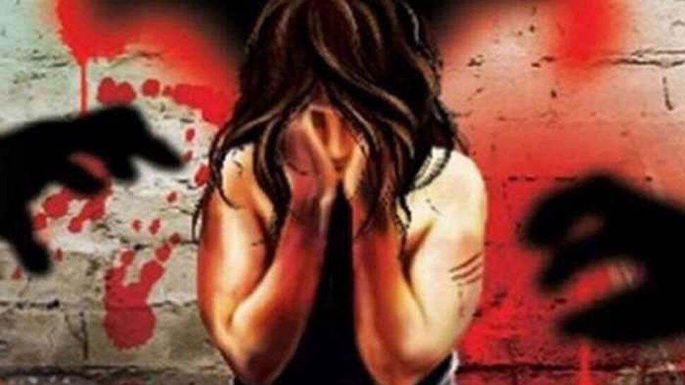 नौ साल की बालिका के साथ दरिंदगी से सनसनी नौ साल की बालिका के साथ दरिंदगी से सनसनी