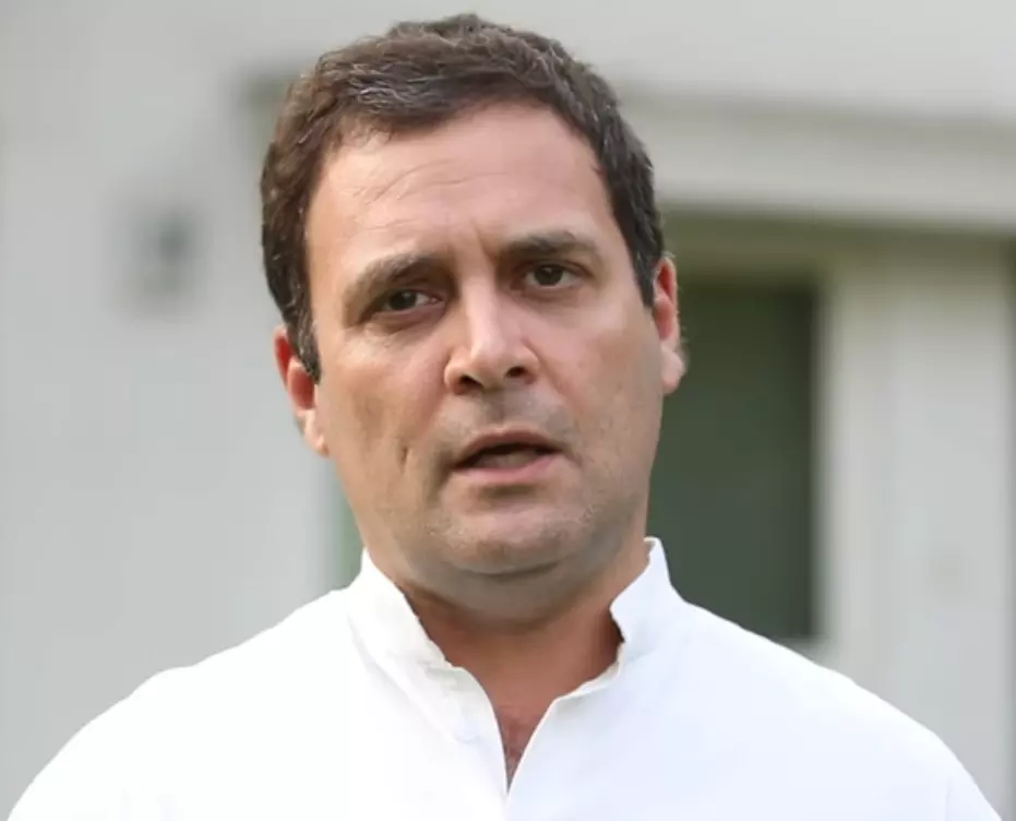 कांग्रेस में उठी राहुल को फिर अध्यक्ष बनाने की आवाज