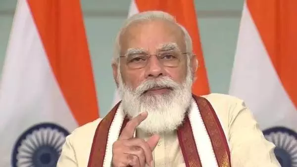 पहले गरीब दौड़ता था, अब सरकार उनके पास जा रही हैः मोदी पहले गरीब दौड़ता था, अब सरकार उनके पास जा रही हैः मोदी