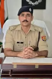 महापंचायत-पुलिस का फरमान कल नहीं चलेंगी ई-रिक्शा