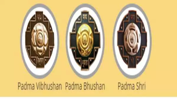 पद्म पुरस्कारों के लिए आवेदन का कल अंतिम दिन पद्म पुरस्कारों के लिए आवेदन का कल अंतिम दिन