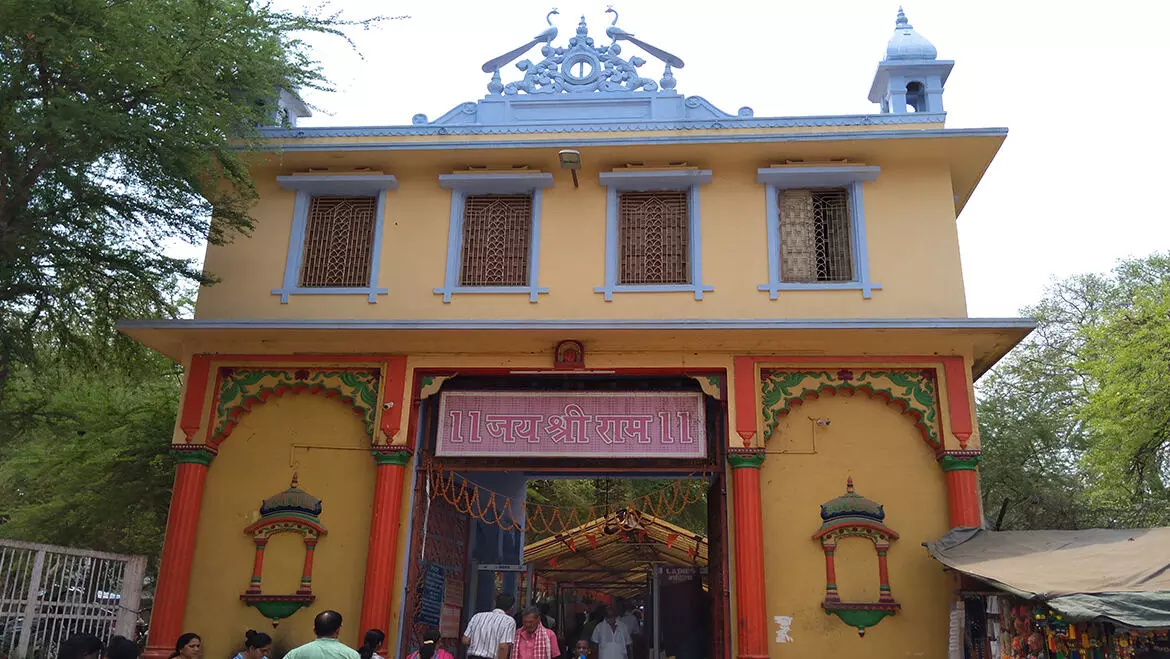 183 दिन बाद दर्शन के लिए खुला संकट मोचन मंदिर 183 दिन बाद दर्शन के लिए खुला संकट मोचन मंदिर
