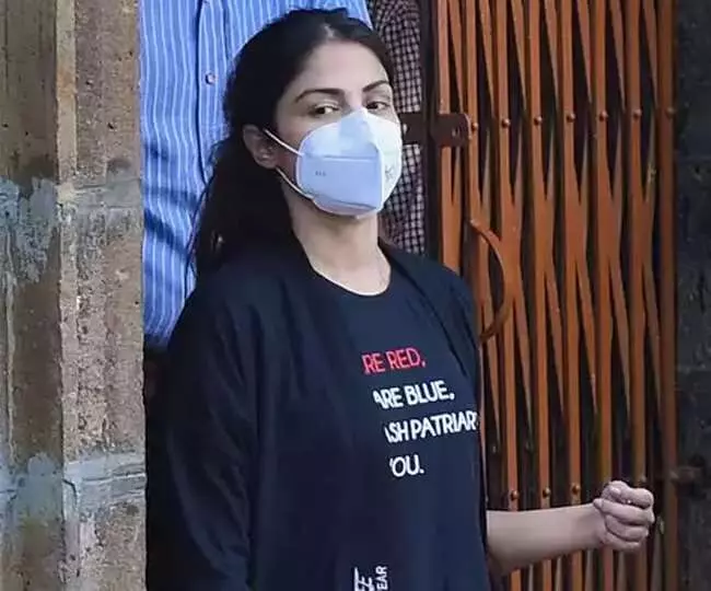 6 अक्टूबर तक जेल में रहेंगी रिया चक्रवर्ती 6 अक्टूबर तक जेल में रहेंगी रिया चक्रवर्ती