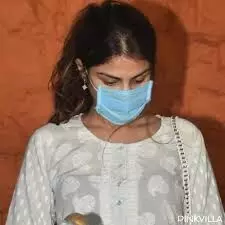 रिया चक्रवर्ती की जमानत याचिका पर कल होगी सुनवाई रिया चक्रवर्ती की जमानत याचिका पर कल होगी सुनवाई