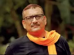 नितीश से मिले गुप्तेश्वर पांडेय बक्सर से लड़ सकते हैं चुनाव नितीश से मिले गुप्तेश्वर पांडेय बक्सर से लड़ सकते हैं चुनाव