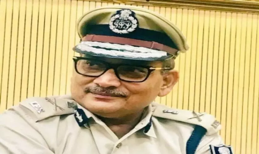 पूर्व डीजीपी गुप्तेश्वर पांडेय जनता दल यू में शामिल पूर्व डीजीपी गुप्तेश्वर पांडेय जनता दल यू में शामिल