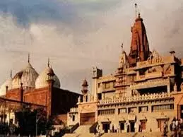 श्रीकृष्ण जन्मभूमि विवाद पर याचिका स्वीकार, 30 सितंबर को होगी सुनवाई श्रीकृष्ण जन्मभूमि विवाद पर याचिका स्वीकार, 30 सितंबर को होगी सुनवाई