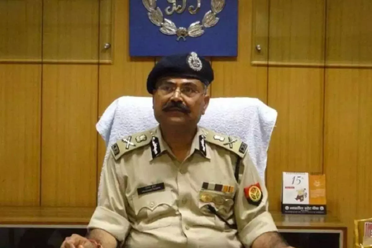 एडीजी प्रशान्त कुमार बोले: रेप नहीं गले की हड्डी टूटने से हुई हाथरस की बेटी की मौत एडीजी प्रशान्त कुमार बोले: रेप नहीं गले की हड्डी टूटने से हुई हाथरस की बेटी की मौत