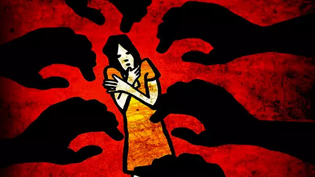 अब चित्रकूट सुलगाः गैंगरेप की शिकार दलित किशोरी ने की आत्महत्या, दो पुलिसकर्मी निलंबित अब चित्रकूट सुलगाः गैंगरेप की शिकार दलित किशोरी ने की आत्महत्या, दो पुलिसकर्मी निलंबित