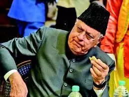 जम्मू-कश्मीर क्रिकेट संघ के फंड में घपले को लेकर ईडी ने की फारूक अब्दुल्ला से पूछताछ जम्मू-कश्मीर क्रिकेट संघ के फंड में घपले को लेकर ईडी ने की फारूक अब्दुल्ला से पूछताछ