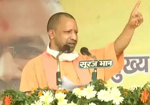 जातिवाद के नारे लगाने वाले सफल नहीं होंगेः योगी जातिवाद के नारे लगाने वाले सफल नहीं होंगेः योगी