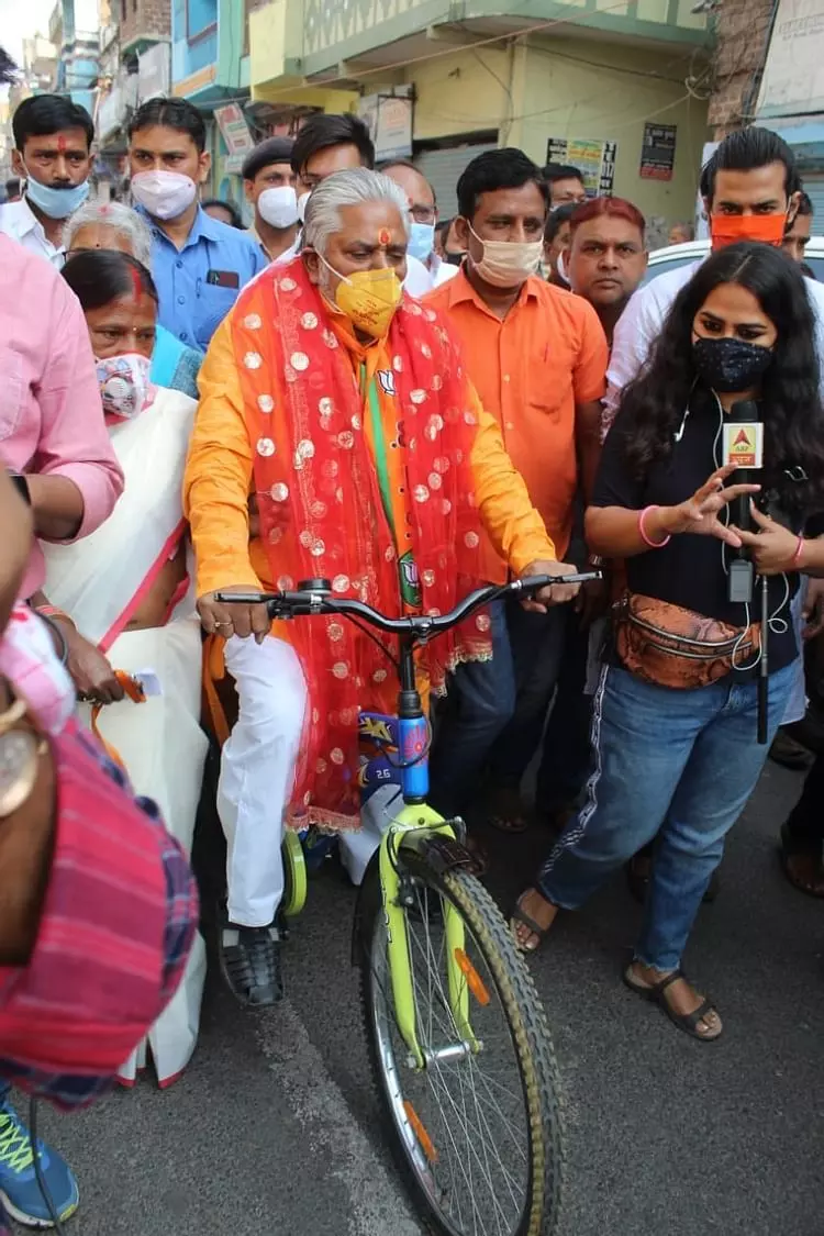 बिहार में वोटिंग के दौरान भाजपा एजेंट समेत दो की मौत बिहार में वोटिंग के दौरान भाजपा एजेंट समेत दो की मौत