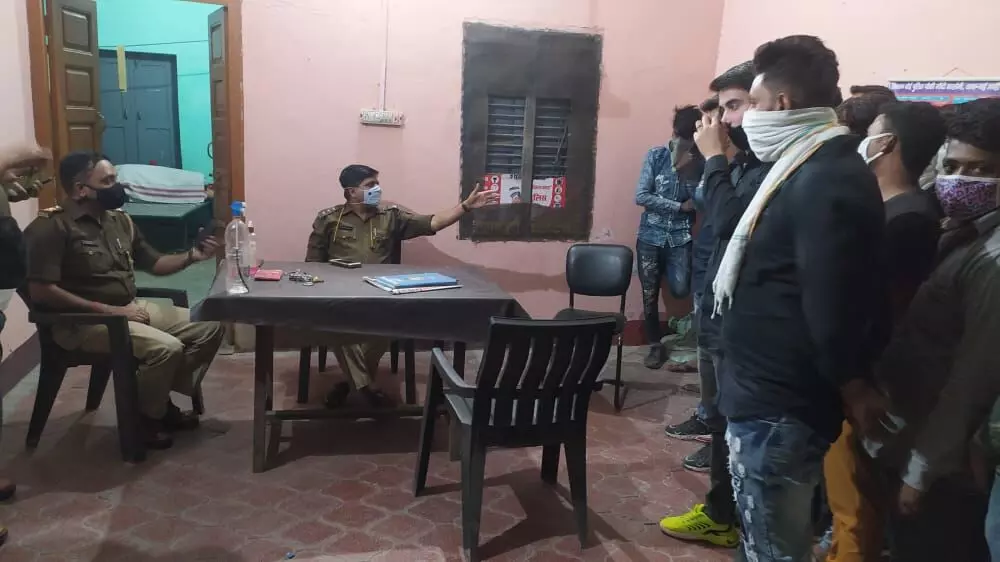 विशेष चैकिंग अभियान-मण्डी पुलिस ने पकड़े 26 नवयुवक