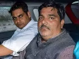 दिल्ली दंगे के मुख्य आरोपी ताहिर हुसैन को पार्षद पद से हटाने के आदेश पर हाईकोर्ट की रोक दिल्ली दंगे के मुख्य आरोपी ताहिर हुसैन को पार्षद पद से हटाने के आदेश पर हाईकोर्ट की रोक