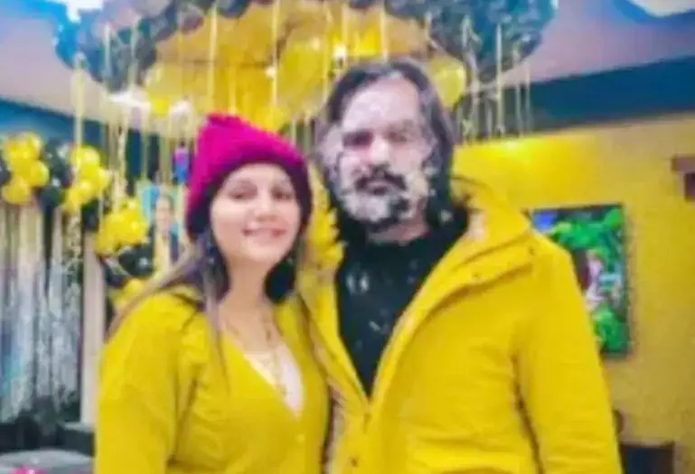 सपना चौधरी ने शादी के बाद साथ मनाया पति वीर साहू का बर्थडे सपना चौधरी ने शादी के बाद साथ मनाया पति वीर साहू का बर्थडे