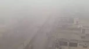 घने कोहरे में आपस में भिडी 18 गाड़ियां, कई घायल घने कोहरे में आपस में भिडी 18 गाड़ियां, कई घायल