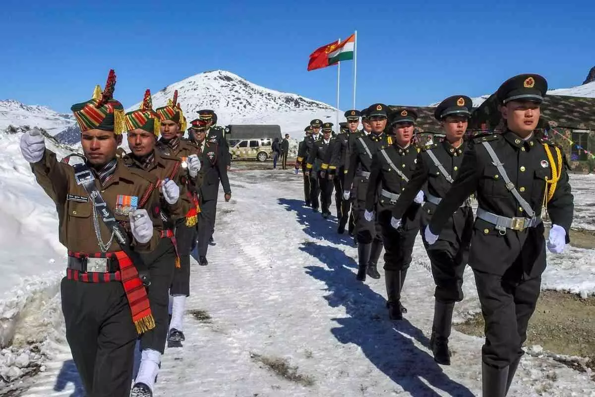 अरूणाचल में चीन ने सिर्फ गांव ही नहीं, मिलिट्री बेस और भी बनाया अरूणाचल में चीन ने सिर्फ गांव ही नहीं, मिलिट्री बेस और भी बनाया