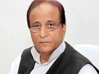 सपा संसद आजम खान को 3 और मामलों में जमानत सपा संसद आजम खान को 3 और मामलों में जमानत