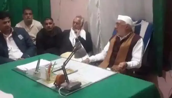 शामली में किसान महापंचायत को लेकर टकराव शामली में किसान महापंचायत को लेकर टकराव