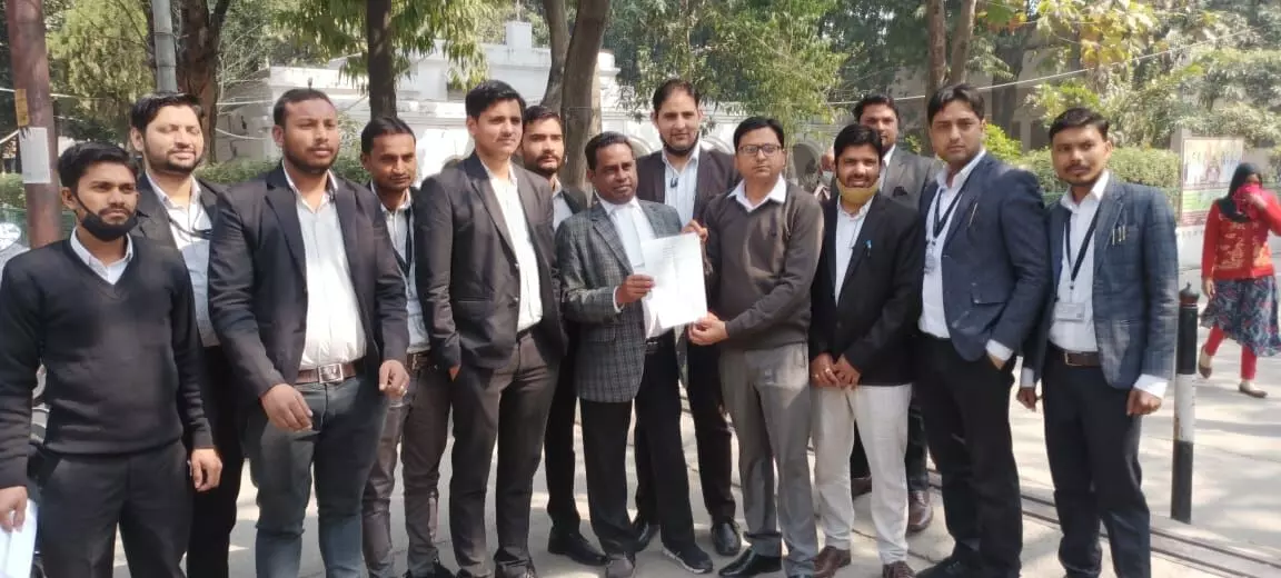 वकीलों ने ज्ञापन देकर की तबस्सुम और नाहिद पर गैंगेस्टर वापस लेने की माग वकीलों ने ज्ञापन देकर की तबस्सुम और नाहिद पर गैंगेस्टर वापस लेने की माग
