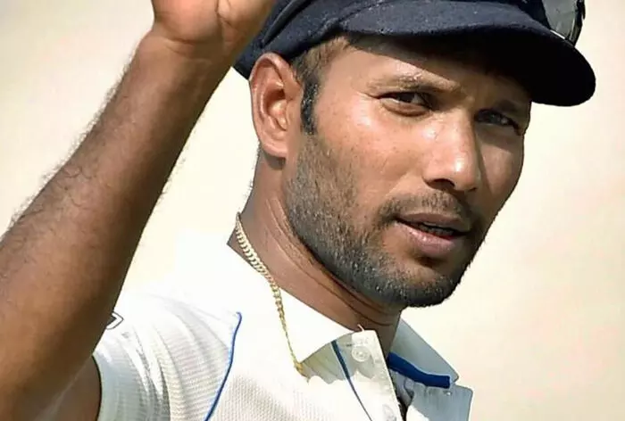 राजनीति के पिच पर बालिंग करेंगे अशोक डिंडा भाजपा में शामिल राजनीति के पिच पर बालिंग करेंगे अशोक डिंडा भाजपा में शामिल