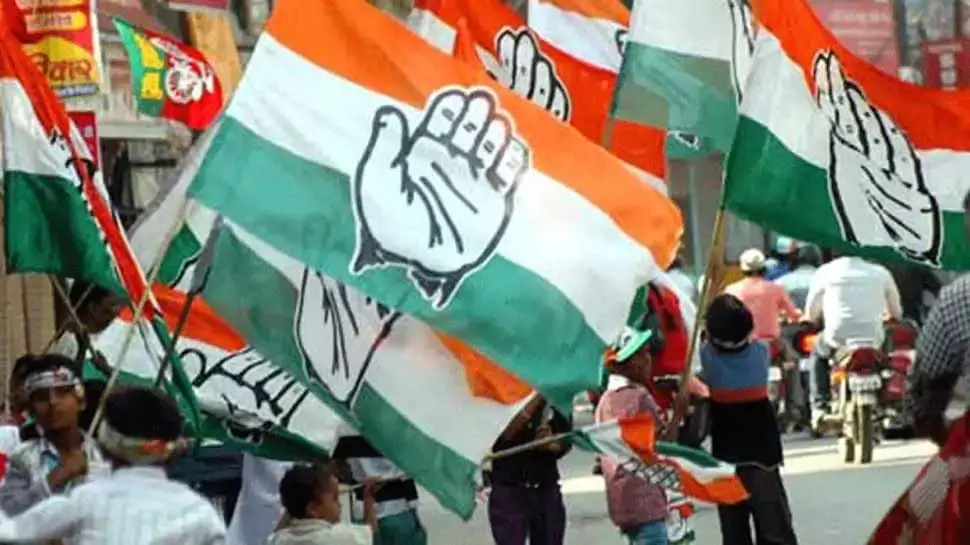 कांग्रेस में बागी सुरों के बीच क्या बोले सांसद! कांग्रेस में बागी सुरों के बीच क्या बोले सांसद!