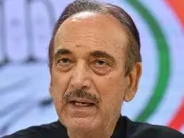 नाराज कांग्रेसियों ने फूंका गुलाम नबी आजाद का पुतला नाराज कांग्रेसियों ने फूंका गुलाम नबी आजाद का पुतला