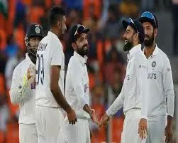 भाारत ने पारी और 25 रन से चैथा टेस्ट जीता भाारत ने पारी और 25 रन से चैथा टेस्ट जीता