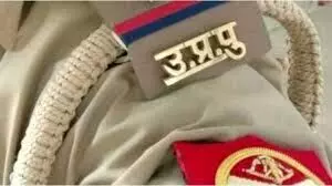 गैंगरेप पीड़िता से अभद्र सवाल पूछने पर चार दरोगा निलंबित गैंगरेप पीड़िता से अभद्र सवाल पूछने पर चार दरोगा निलंबित