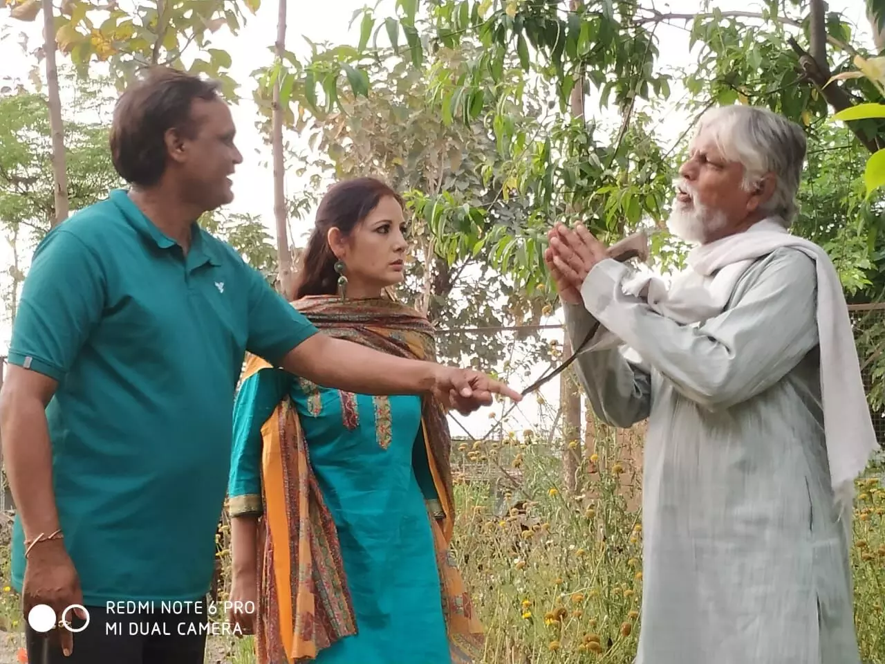सुमन नेगी की शार्ट फिल्म नेता जी की शूटिंग पूरी सुमन नेगी की शार्ट फिल्म नेता जी की शूटिंग पूरी