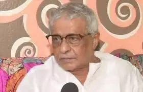 टीएमसी छोड़ सांसद शिशिर अधिकारी ने थामा बीजेपी का हाथ