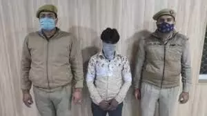 अवैध संबंध के शक में तांबे के तार से सिला गर्भवती पत्नी का प्राइवेट पार्ट अवैध संबंध के शक में तांबे के तार से सिला गर्भवती पत्नी का प्राइवेट पार्ट