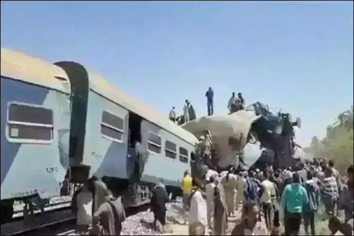 मिस्र में भयानक हादसा-32 लोगों की मौत मिस्र में भयानक हादसा-32 लोगों की मौत