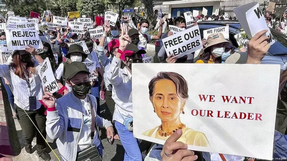 म्यांमार-सेना ने 91 प्रदर्शनकारियों को गोलियों से भूना