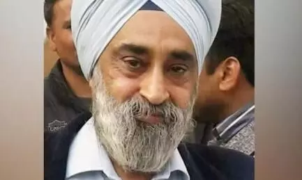 दिल्ली में भाजपा नेता ने लगाई पार्क में फांसी, मौत दिल्ली में भाजपा नेता ने लगाई पार्क में फांसी, मौत