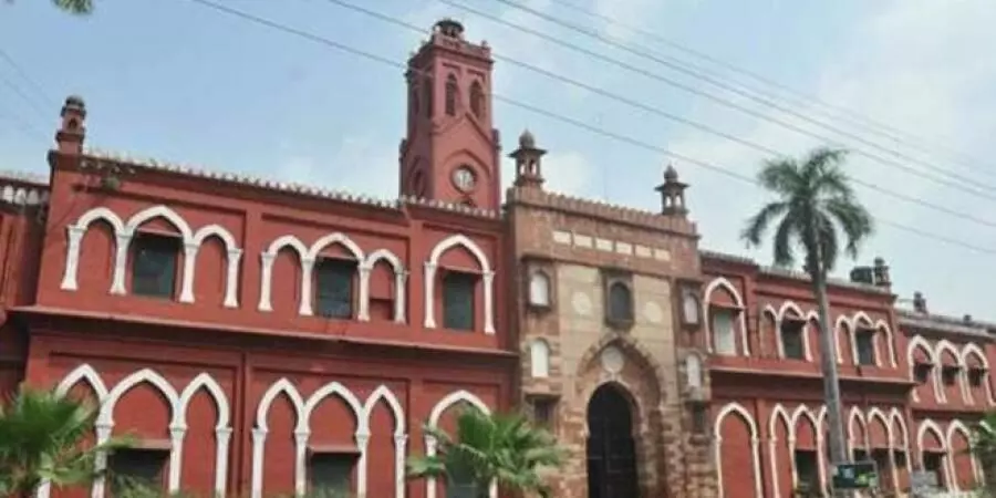 कोरोना संक्रमण का खतरा-एएमयू ने रद्द की प्रवेश परीक्षाएं कोरोना संक्रमण का खतरा-एएमयू ने रद्द की प्रवेश परीक्षाएं
