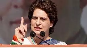 अस्पताल में दाखिले के लिए सीएमओ की अनुमति की आवश्यकता खत्म होः प्रियंका गांधी अस्पताल में दाखिले के लिए सीएमओ की अनुमति की आवश्यकता खत्म होः प्रियंका गांधी