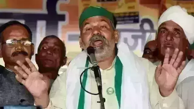 अब सरकार से वार्ता के लिए सफेद झंडा लगाएंगे: राकेश टिकैत अब सरकार से वार्ता के लिए सफेद झंडा लगाएंगे: राकेश टिकैत