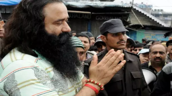 गुरमीत राम रहीम को कैंसर होने की आशंका गुरमीत राम रहीम को कैंसर होने की आशंका