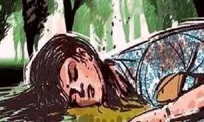 तालाब में मिला लापता युवती का शव तालाब में मिला लापता युवती का शव