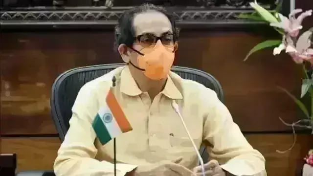 भाजपा और शिवसेना के बीच क्या खिचड़ी पक रही है! भाजपा और शिवसेना के बीच क्या खिचड़ी पक रही है!