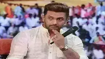 बिहार में पांच सांसदों ने छोड़ा चिराग पासवान का साथ बिहार में पांच सांसदों ने छोड़ा चिराग पासवान का साथ