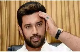 चिराग को रोशनी देने की उम्मीद में तेजस्वी चिराग को रोशनी देने की उम्मीद में तेजस्वी