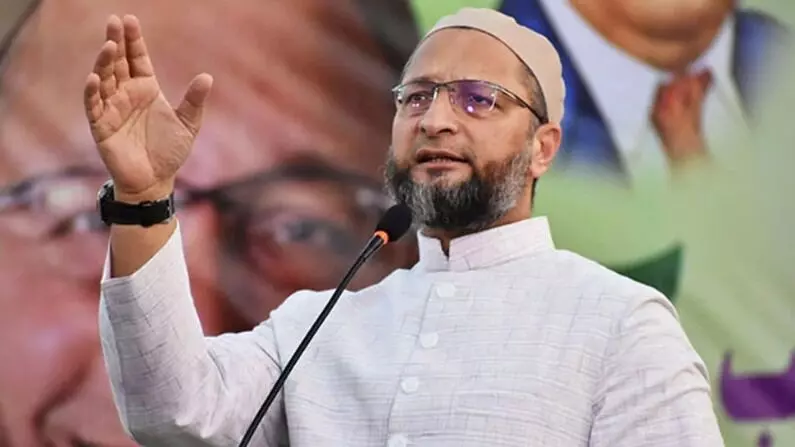 यूपी में सौ सीटों पर चुनाव लडेगी ओवैसी की पार्टी यूपी में सौ सीटों पर चुनाव लडेगी ओवैसी की पार्टी