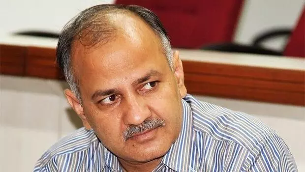 सिसौदिया को काले झंडे दिखाए, कार पर हमले का आरोप सिसौदिया को काले झंडे दिखाए, कार पर हमले का आरोप