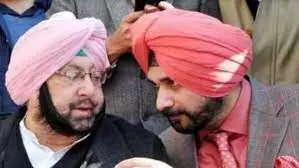 आरपार के मूड सिद्धू ने दिल्ली में डाला डेरा आरपार के मूड सिद्धू ने दिल्ली में डाला डेरा