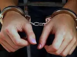 36 किलो सोने और करोड़ों रुपये की चोरी का आरोपी नौकर दबोचा 36 किलो सोने और करोड़ों रुपये की चोरी का आरोपी नौकर दबोचा